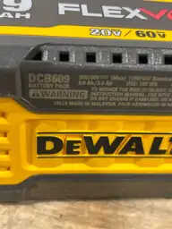 FLEXVOLT 20V/60V MAX Lithium-Ion 9.… — Photo 5