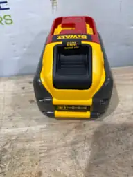 DEWALT FLEXVOLT 20V/60V MAX Lithium-Ion… — Photo 4