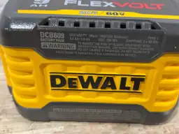 DEWALT FLEXVOLT 20V/60V MAX Lithium-Ion… — Photo 5