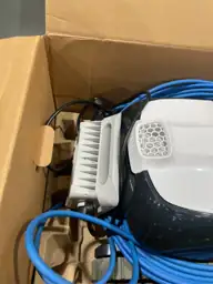 Dolphin Explorer E20 Robotic Pool… — Photo 5