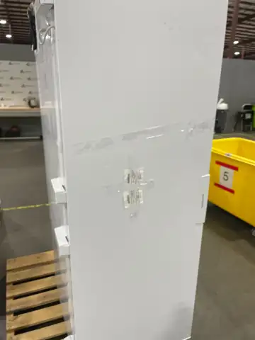 Frigidaire chestfreeze freezer — Photo 1