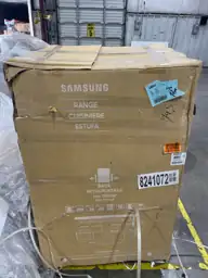 Samsung 30-in 5-Burner 6.0-cu ft… — Photo 5