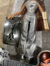 Bratz Charmz Yasmin Fashion Doll… — Photo 4