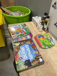 Walmart kids book lot — Photo 2