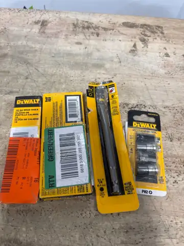 DeWalt lot — Photo 1