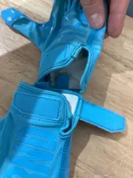 Cutters g1 football gloves — Photo 4
