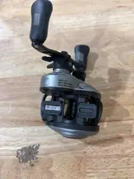 Max Predator Low Profile Reel — Photo 2