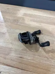 Max Predator Low Profile Reel — Photo 3