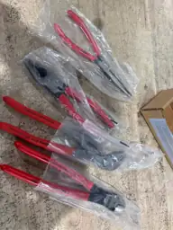 4-Piece Pliers Set — Photo 3