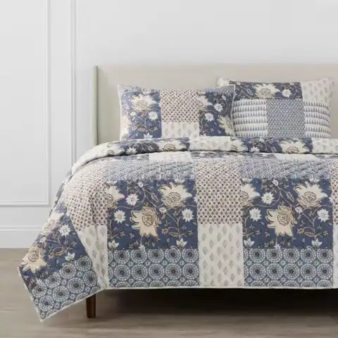 Ansley Washed Denim Patchwork Full/Queen… — Photo 1