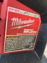 Milwaukee M12 1 gal Vertical… — Photo 5