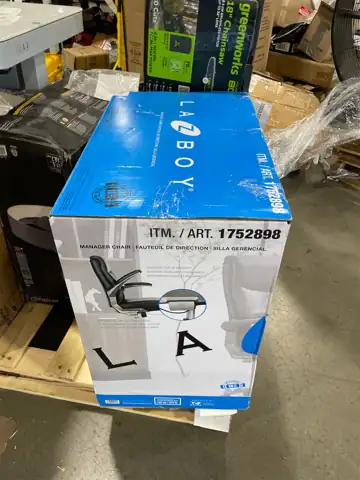 La-Z-Boy Manager Office Chair — Photo 1
