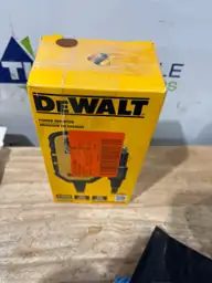 140-Watt Portable Car Power Inverter… — Photo 6