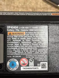 40-Volt Lithium-Ion 4.0 Ah Battery — Photo 5