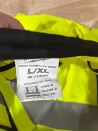 Milwaukee Performance Safety Vest High… — Photo 6
