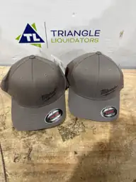 Large/Extra Large Gray Fitted Hat — Photo 3