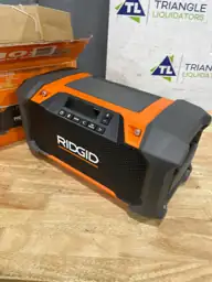 RIDGID 18V Hybrid Jobsite Radio… — Photo 3