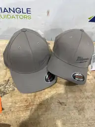 Large/Extra Large Gray Fitted Hat — Photo 3