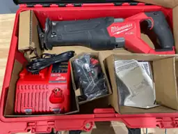Milwaukee Cordless Brushless Reciprocating Saw — Photo 3