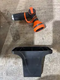 Retractable Hose Reel 5/8 in.… — Photo 4