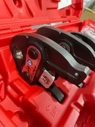 Milwaukee Press Tool Kit Black/Red — Photo 5