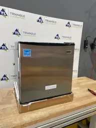 1.1 cu ft Upright Freezer… — Photo 4