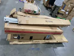 Amazon XL Pallet — Photo 4