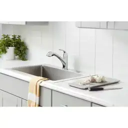 Market Single-Handle Pull-Out Sprayer Kitchen… — Photo 2