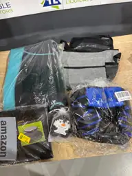 Amazon Lot — Photo 1