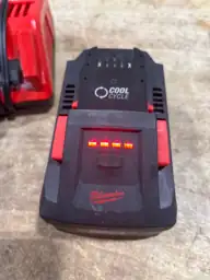 M18 18-Volt Lithium-Ion REDLITHIUM FORGE… — Photo 4