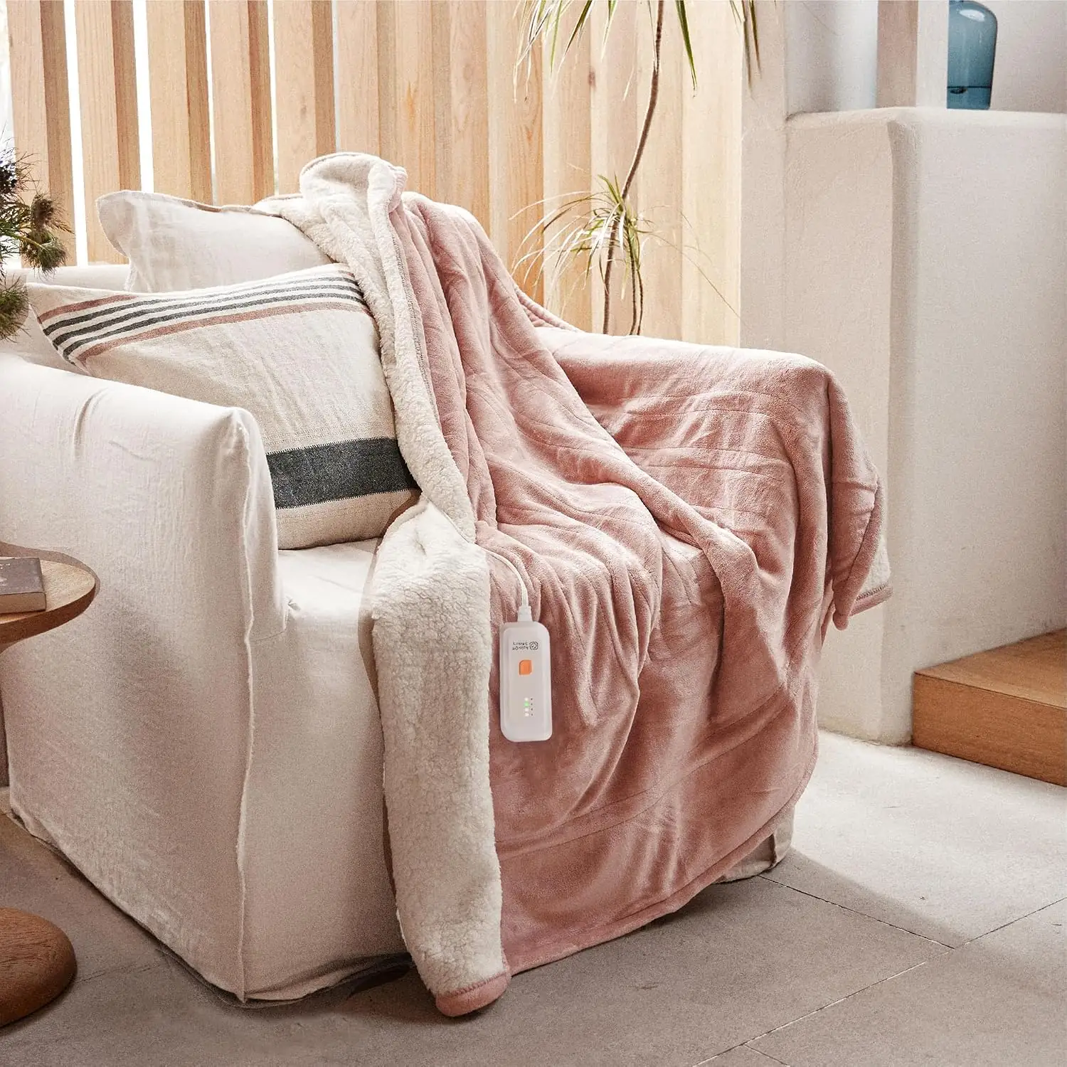 GOTCOZY Heated Blanket-Soft Plush Electric… — Photo 1