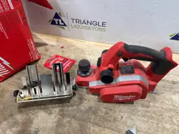 Milwaukee 18V M18 3-1/4 in.… — Photo 4