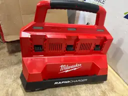 Milwaukee M18 PACKOUT 18 V… — Photo 4