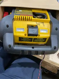 DEWALT 1600 Peak Amp Jump… — Photo 4
