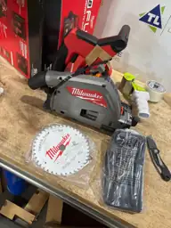 Milwaukee M18 FUEL 6-1/2 in.… — Photo 4