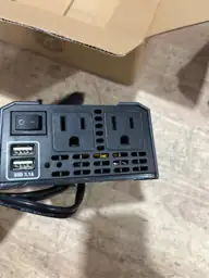 EverStart 400W Inverter — Photo 7