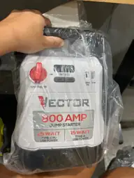 Vector 800-Amp 12-Volt Automotive Compact… — Photo 3