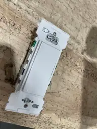 Leviton Decora Edge 15 Amp… — Photo 5