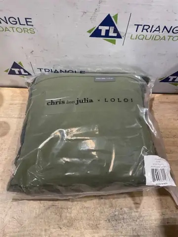 Chris Loves Julia x Loloi… — Photo 1
