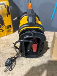 DEWALT 2000-Peak Amp Portable Jump… — Photo 5
