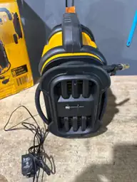DEWALT 2000-Peak Amp Portable Jump… — Photo 7