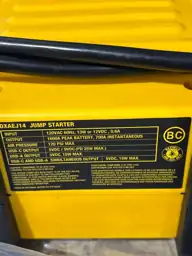 DEWALT 1600 Peak Amp Jump… — Photo 4
