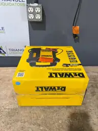 DEWALT 1600 Peak Amp Jump… — Photo 6