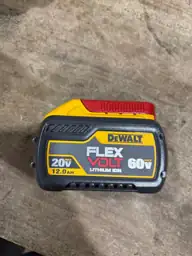 DeWalt 20V-60V MAX FLEXVOLT DCB612… — Photo 4
