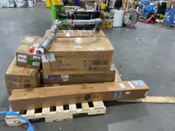 Amazon XL Pallet — Photo 3