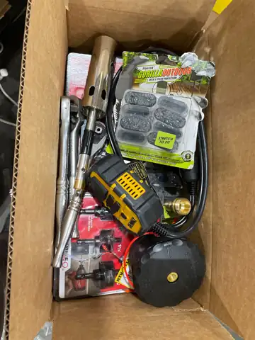 HOME DEPOT LOT BOX — Photo 1