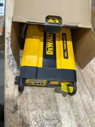 DEWALT 1000-Watt Portable Car Power… — Photo 4