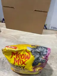 Meow Mix Gravy Bursts, Savory… — Photo 3