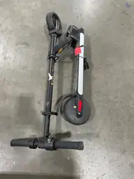 Jetson Omega Electric Scooter — Photo 2