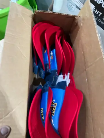 Vinyl hat lot — Photo 1